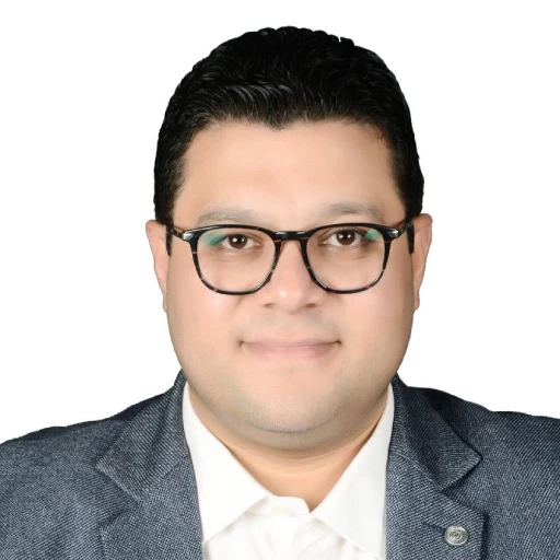 السيد / أشرف محمد محروس